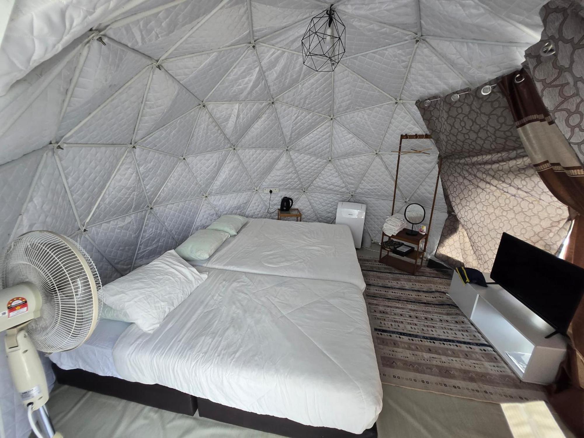 Gunung Medan Glamping & Cafe Hotel Kangar Exterior photo