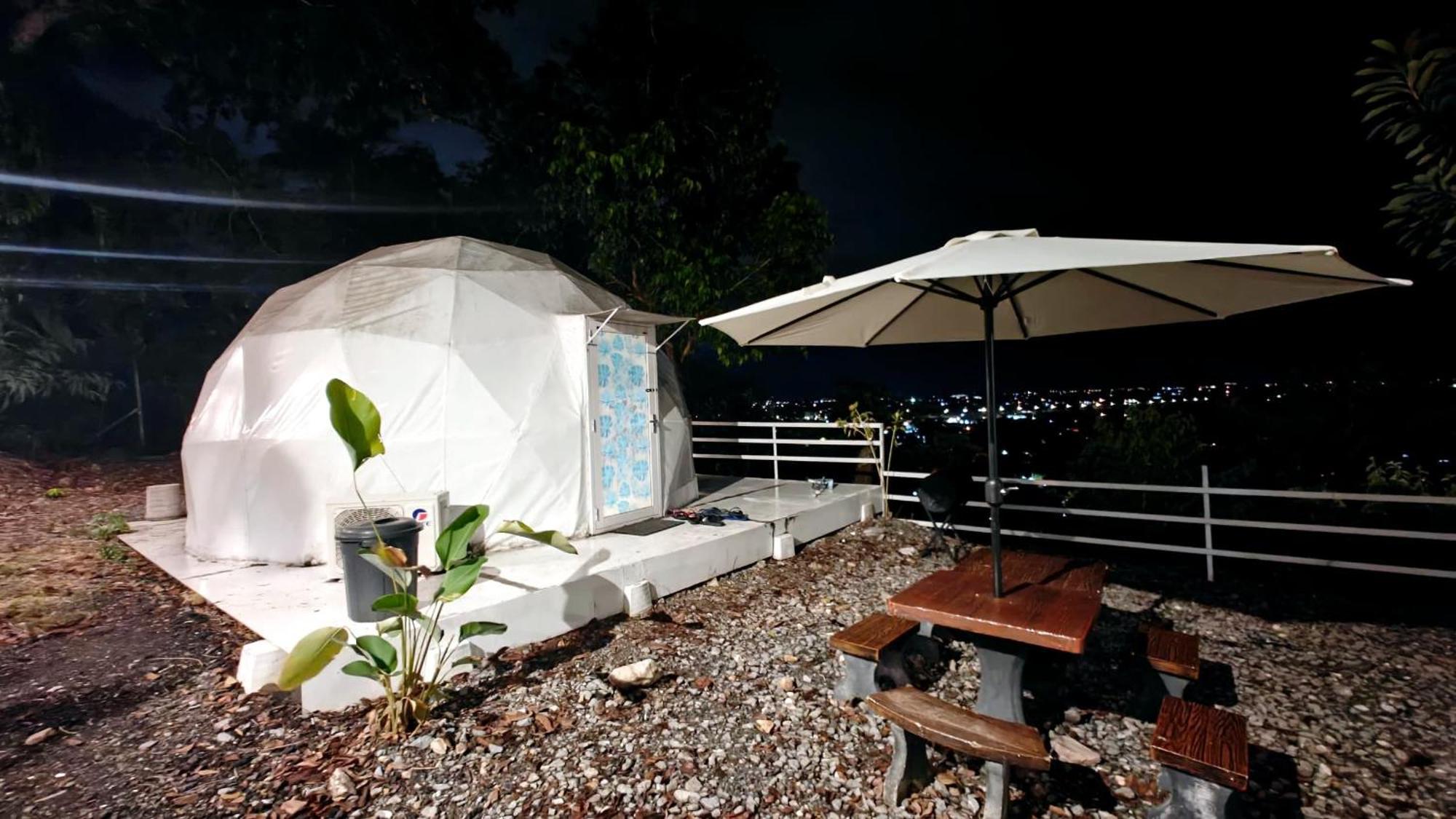 Gunung Medan Glamping & Cafe Hotel Kangar Exterior photo