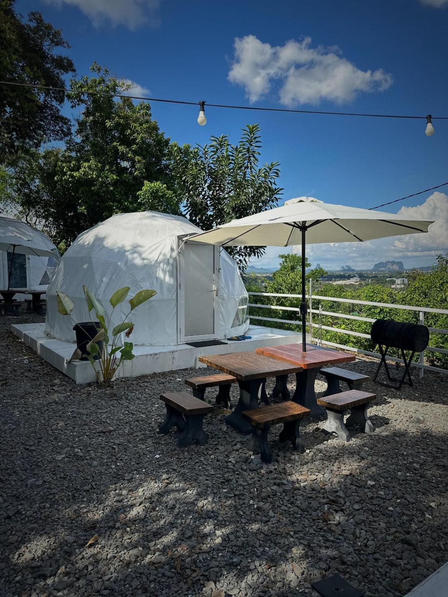 Gunung Medan Glamping & Cafe Hotel Kangar Exterior photo